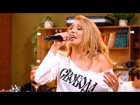 Малки Панелни Концерти: Mila Robert
